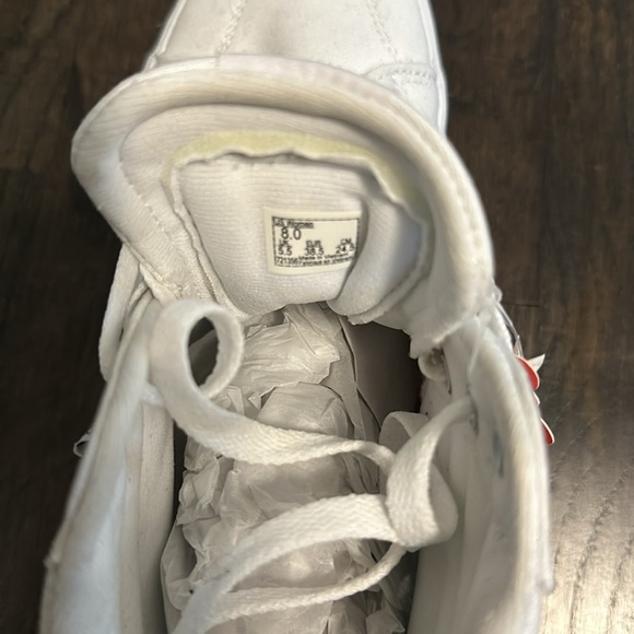 Vans - Picture 4 of 4